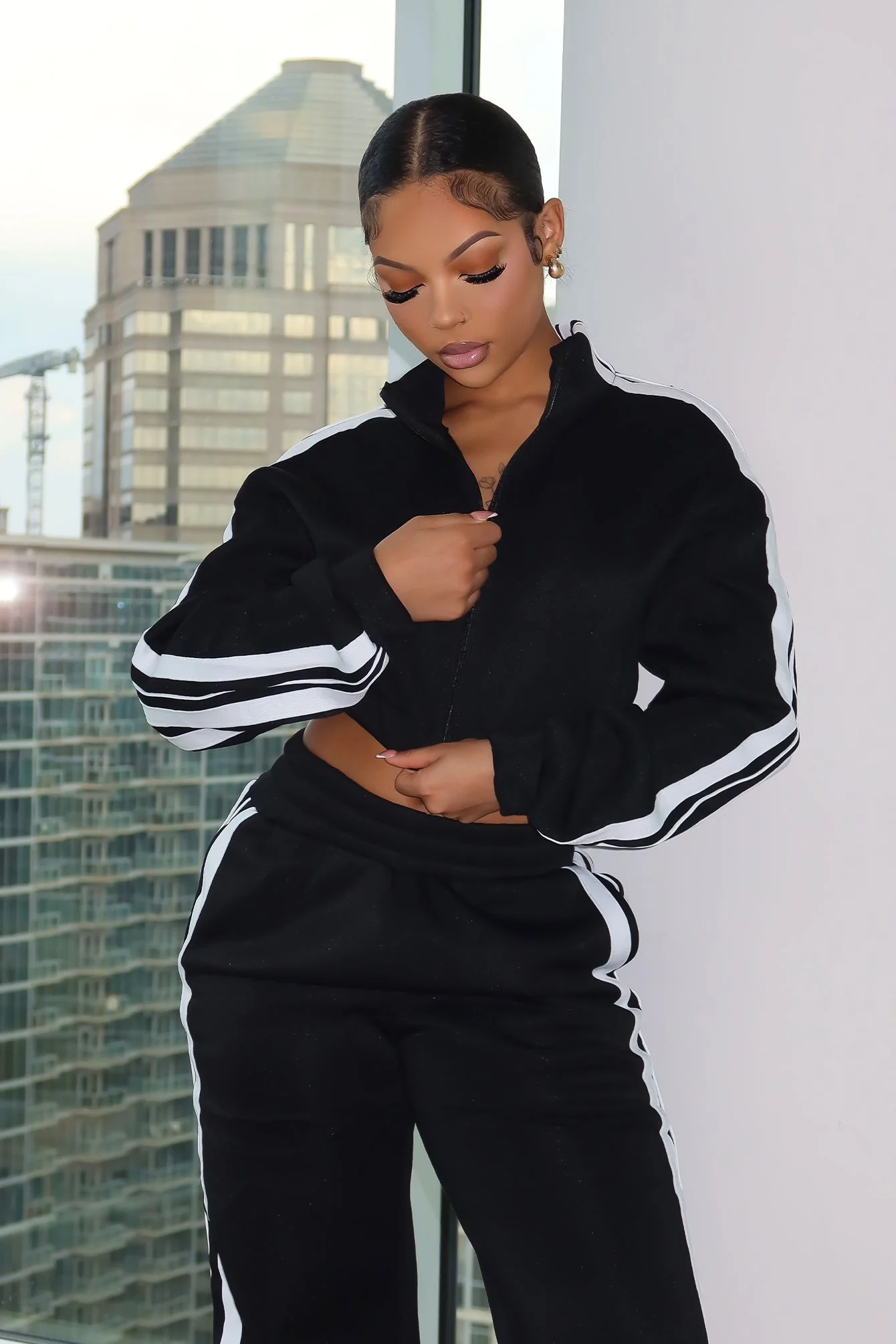Chill Motion Striped Jacket & Pants SET - Image 6
