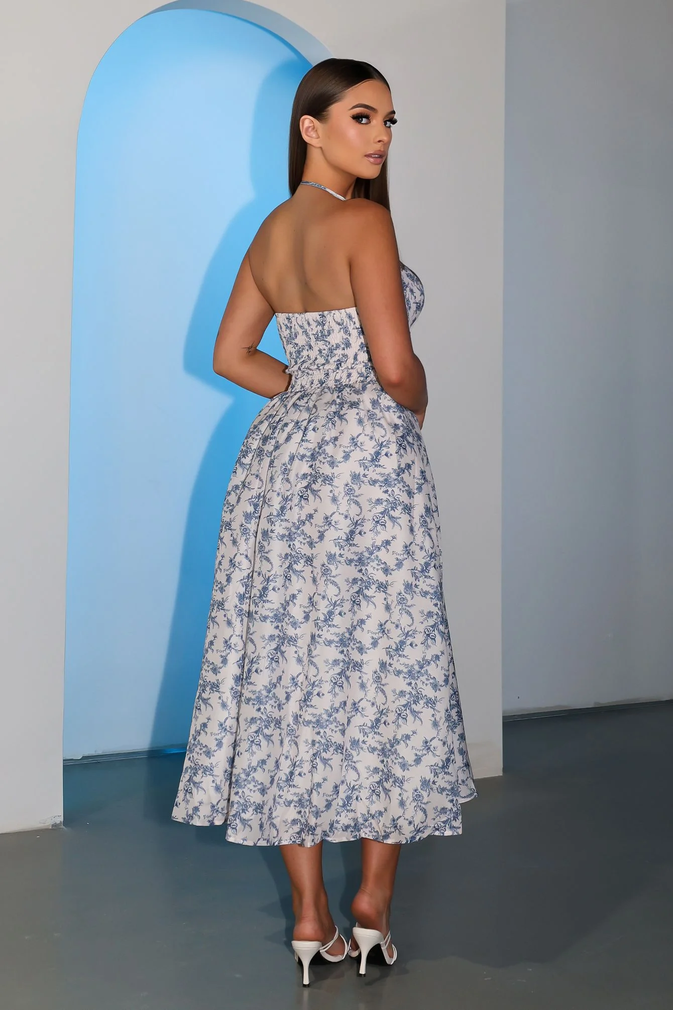 Nami Floral Garden Midi Dress - Image 2
